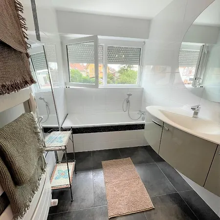 A La Du Voyageur - Proche Europa Park, Strasbourg Et Colmar Casa de Férias Sélestat